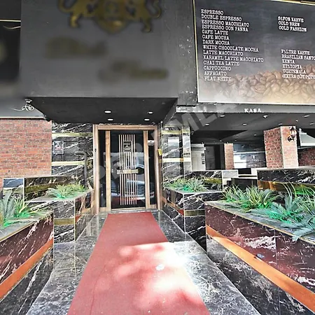 شقة فندقية Black House